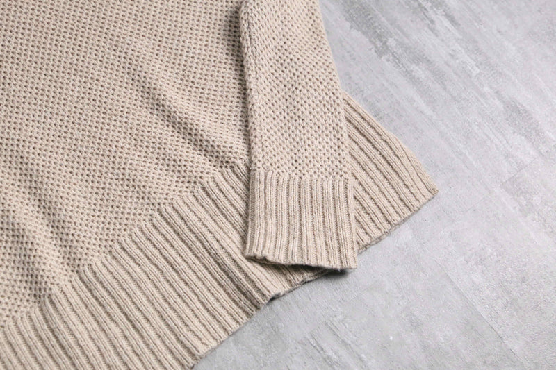 beige slim knit hoodie