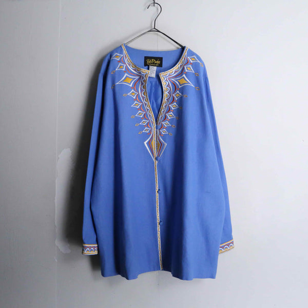 “Bob Mackie” blue embroidery design jacket