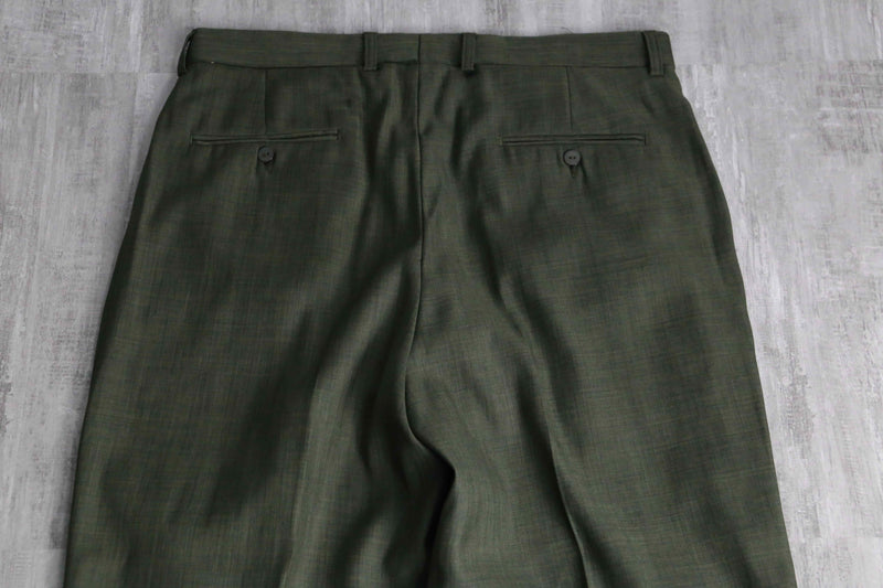 khaki knit switching argyle motif set up