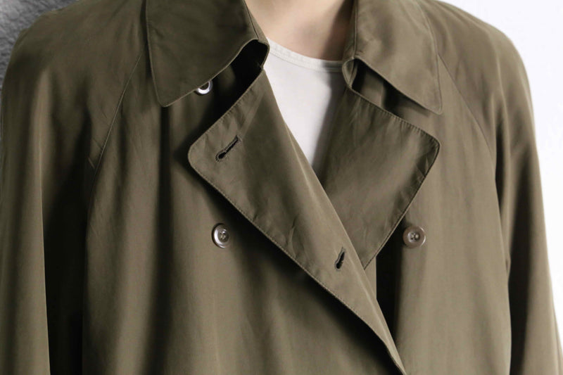 “Jones New York”lightweight khaki trench coat