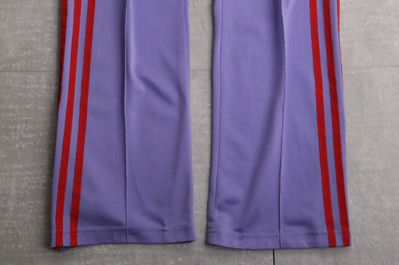 “adidas” purple × red flare track pants