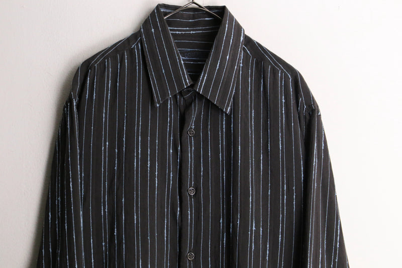 brown × blue stripe shirt