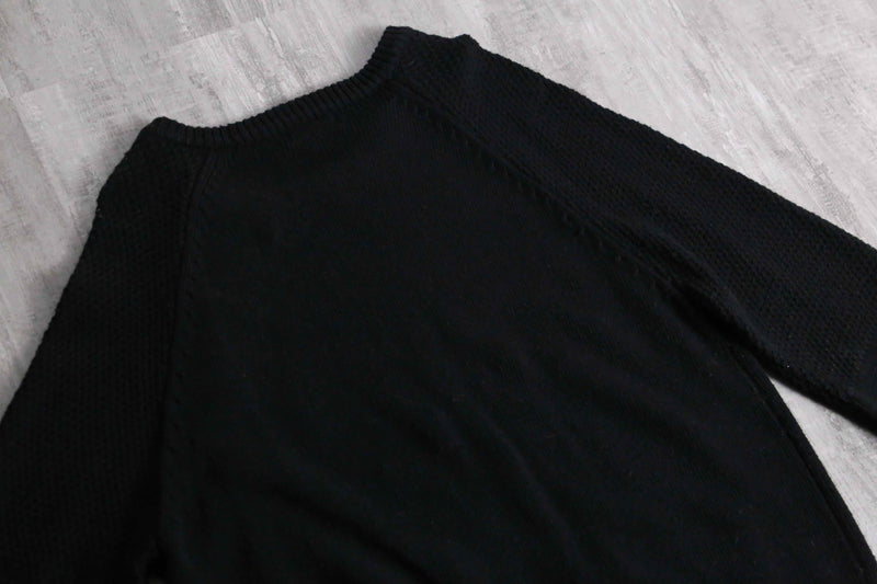 2000s Calvin Klein Jeans diagonal zipper knit