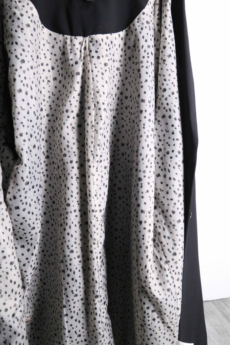 single type long easy jacket