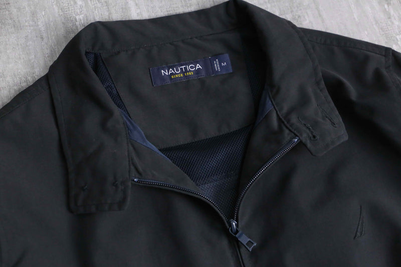 “NAUTICA” black water proof swing top