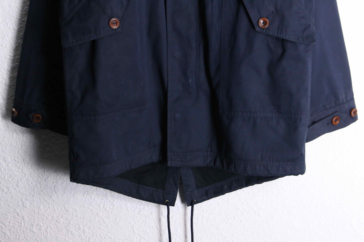 FRED PERRY” navy m-65 field sampling jacket