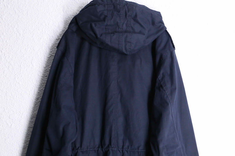 “FRED PERRY” navy m-65 field sampling jacket
