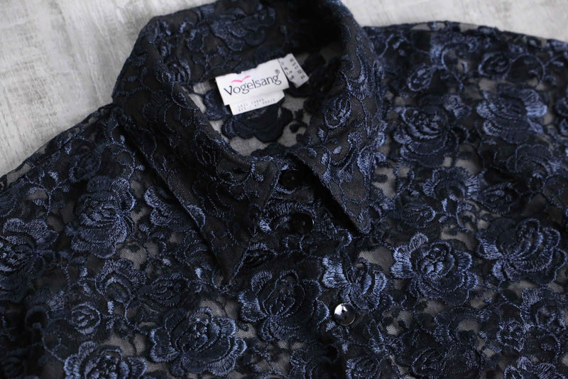 navy color lace pattern S/S shirt