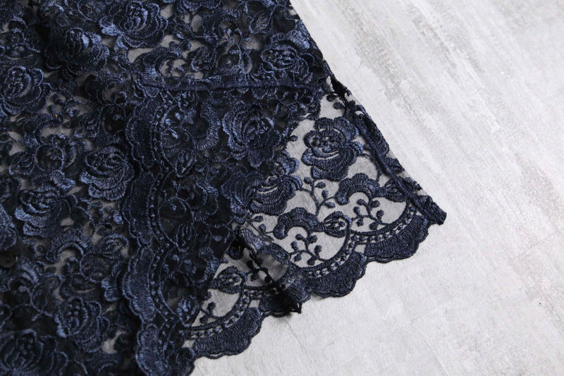 navy color lace pattern S/S shirt