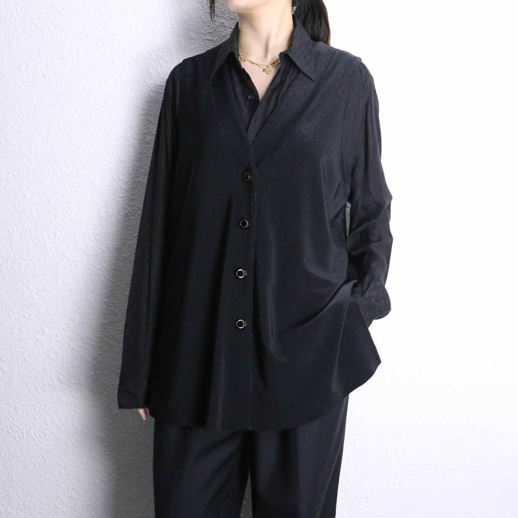black pleats loose vest