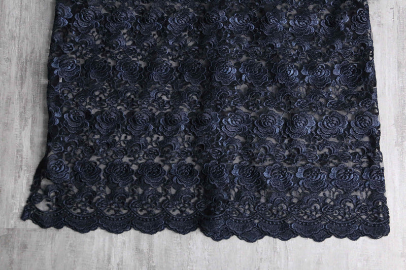 navy color lace pattern S/S shirt