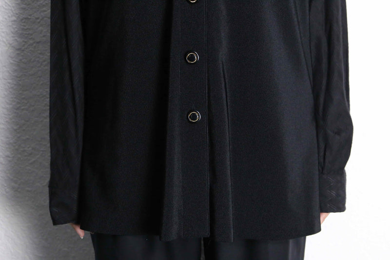 black pleats loose vest