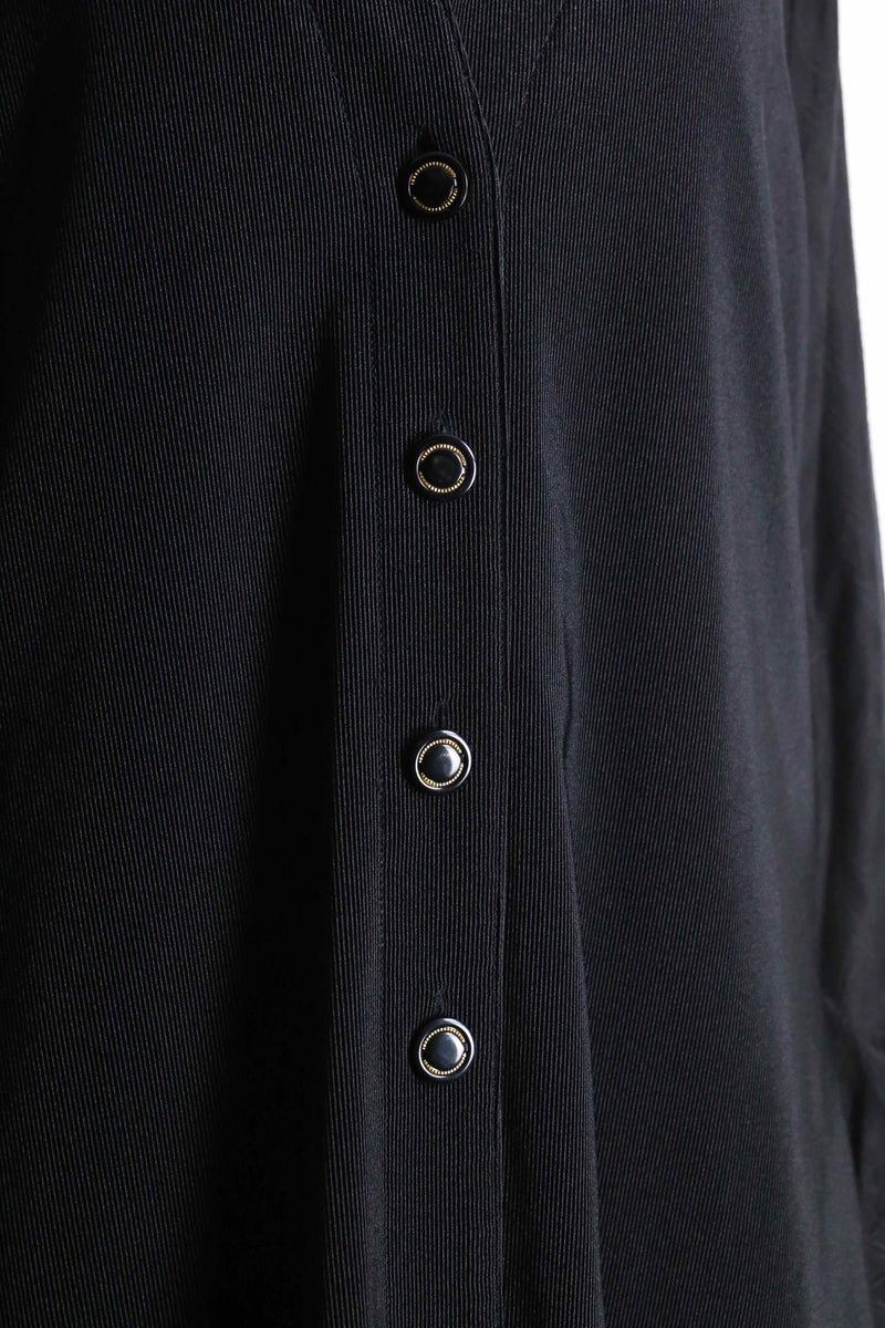 black pleats loose vest