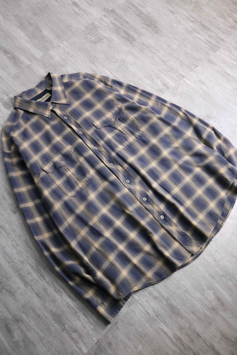blue × beige ombre check shirt