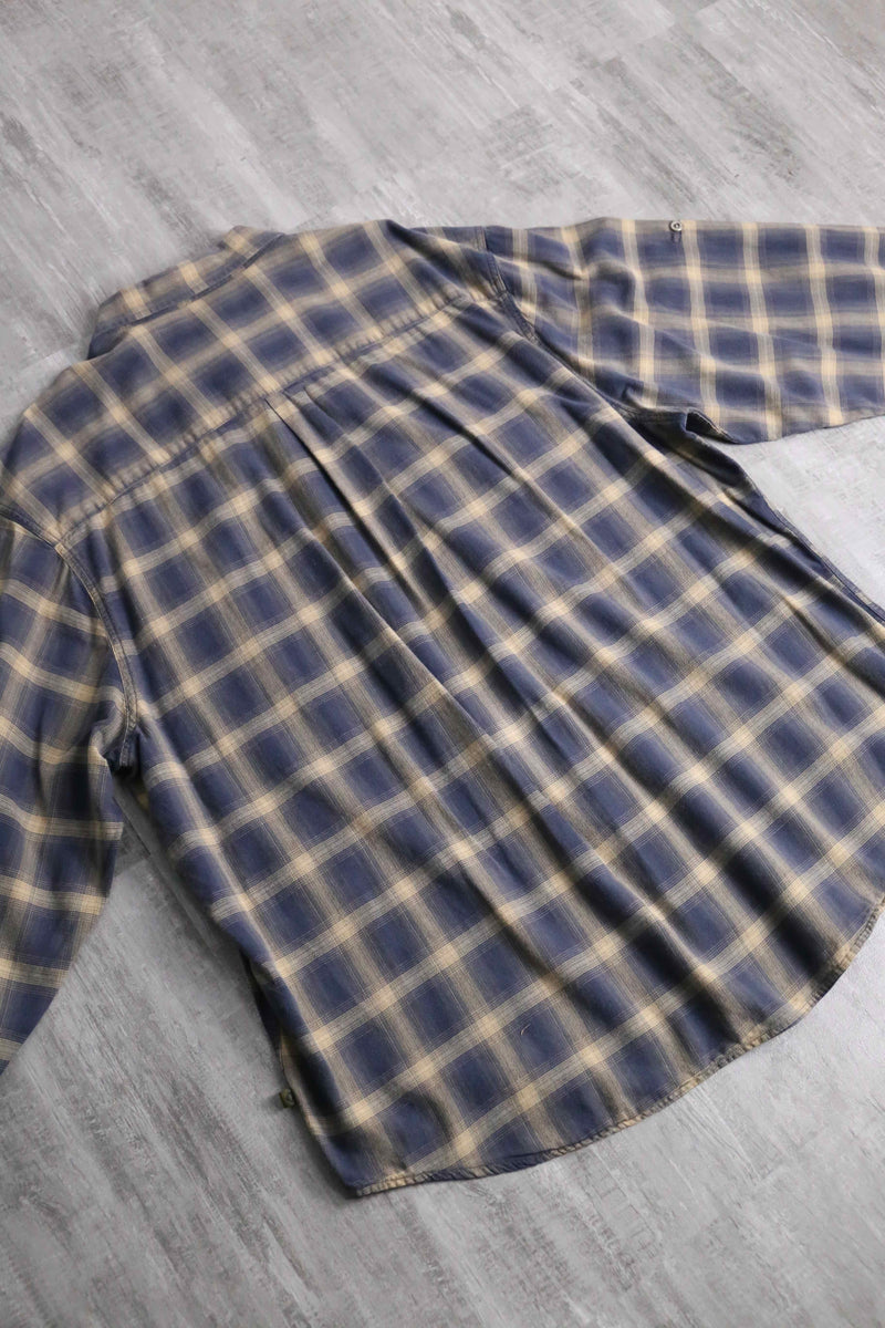 blue × beige ombre check shirt