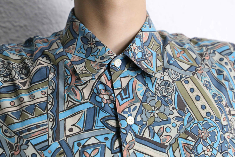 hand-drawn geometric pattern s/s shirt