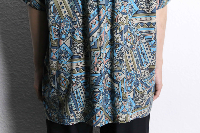 hand-drawn geometric pattern s/s shirt