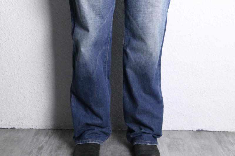 "DIESEL" low rise fade design denim