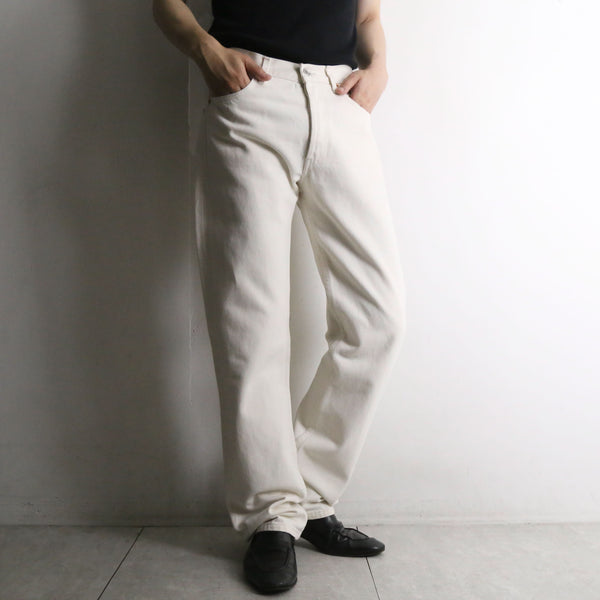 "Levi's" 501 type white denim pants