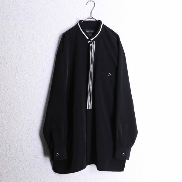black color center line design band collor shirt