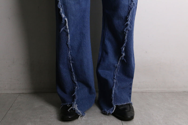 "Re:make" side docking flare denim