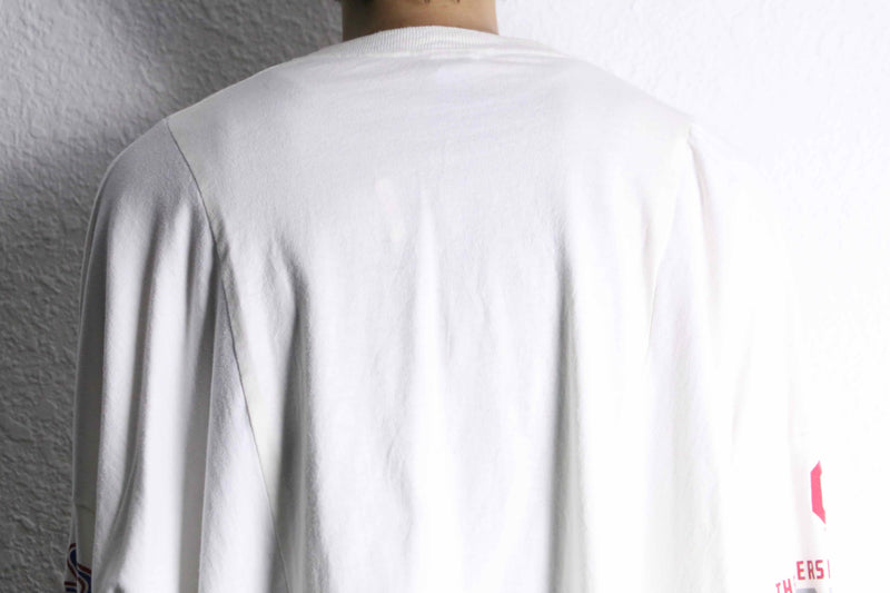 "Remake" Tweety front docking L/S tee
