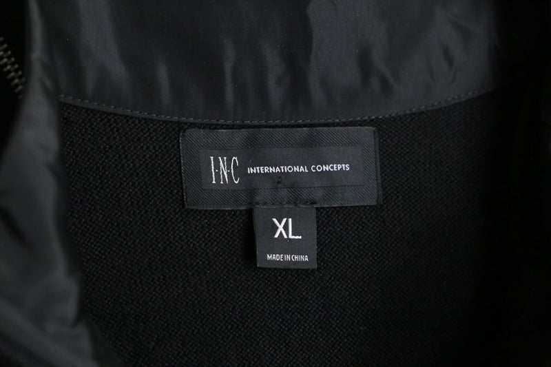 "I N C" brown color zip design polo knit