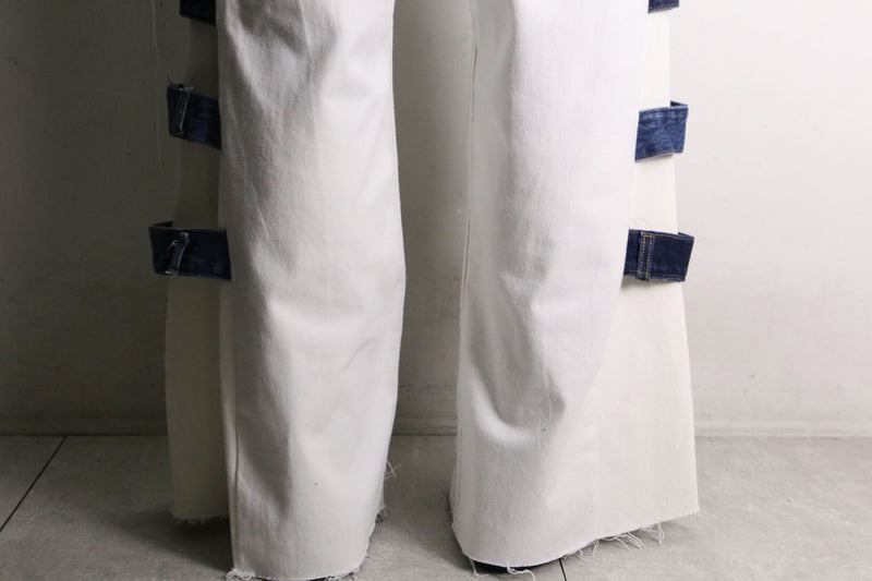 remake "再構築" gimmick flare white ×blue denim pants