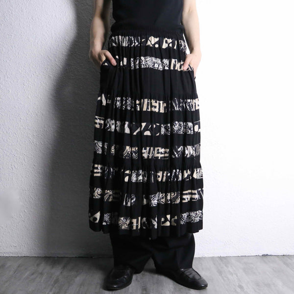 geometric border design long skirt