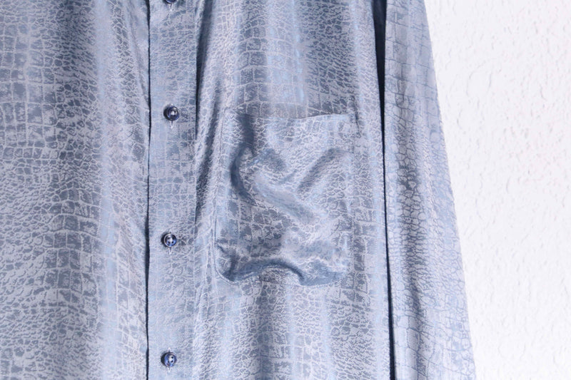 metallic gray python pattern L/S shirt
