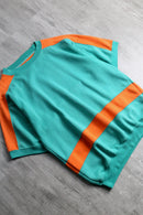 vivid switch color sweat tee