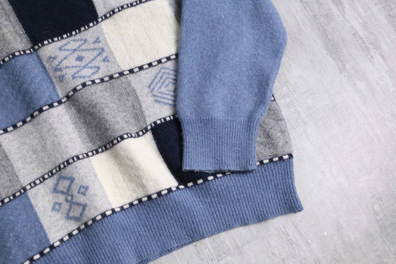 “Pierre Cardin” panel design knit