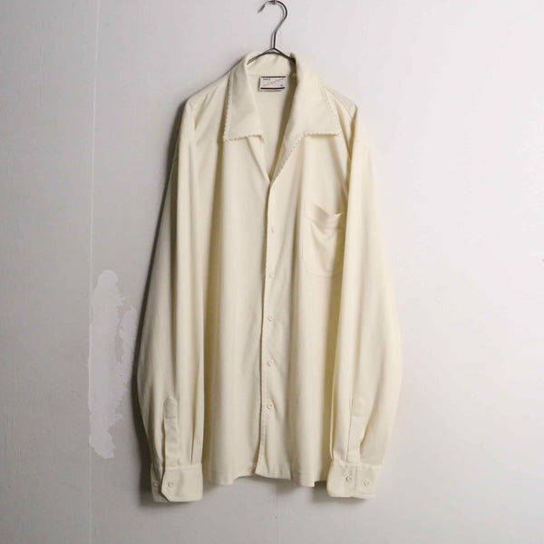 "Sears" ivory color edge stitch skipper shirt