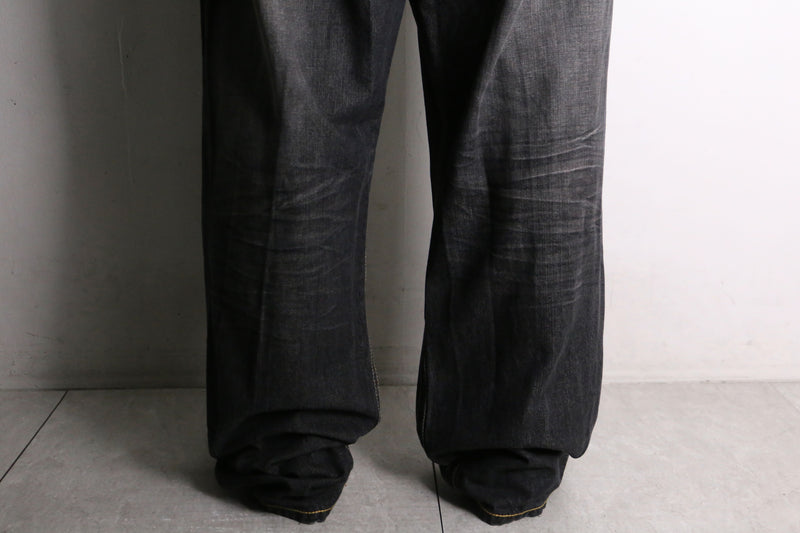 "COOGI"  gray fade wide straight denim pants