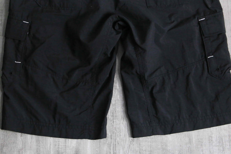 black color cargo nylon shorts
