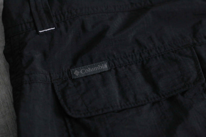 black color cargo nylon shorts