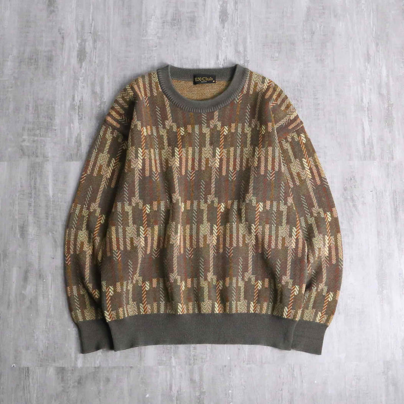 brown base geometry design knit