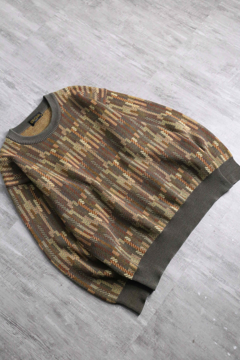 brown base geometry design knit