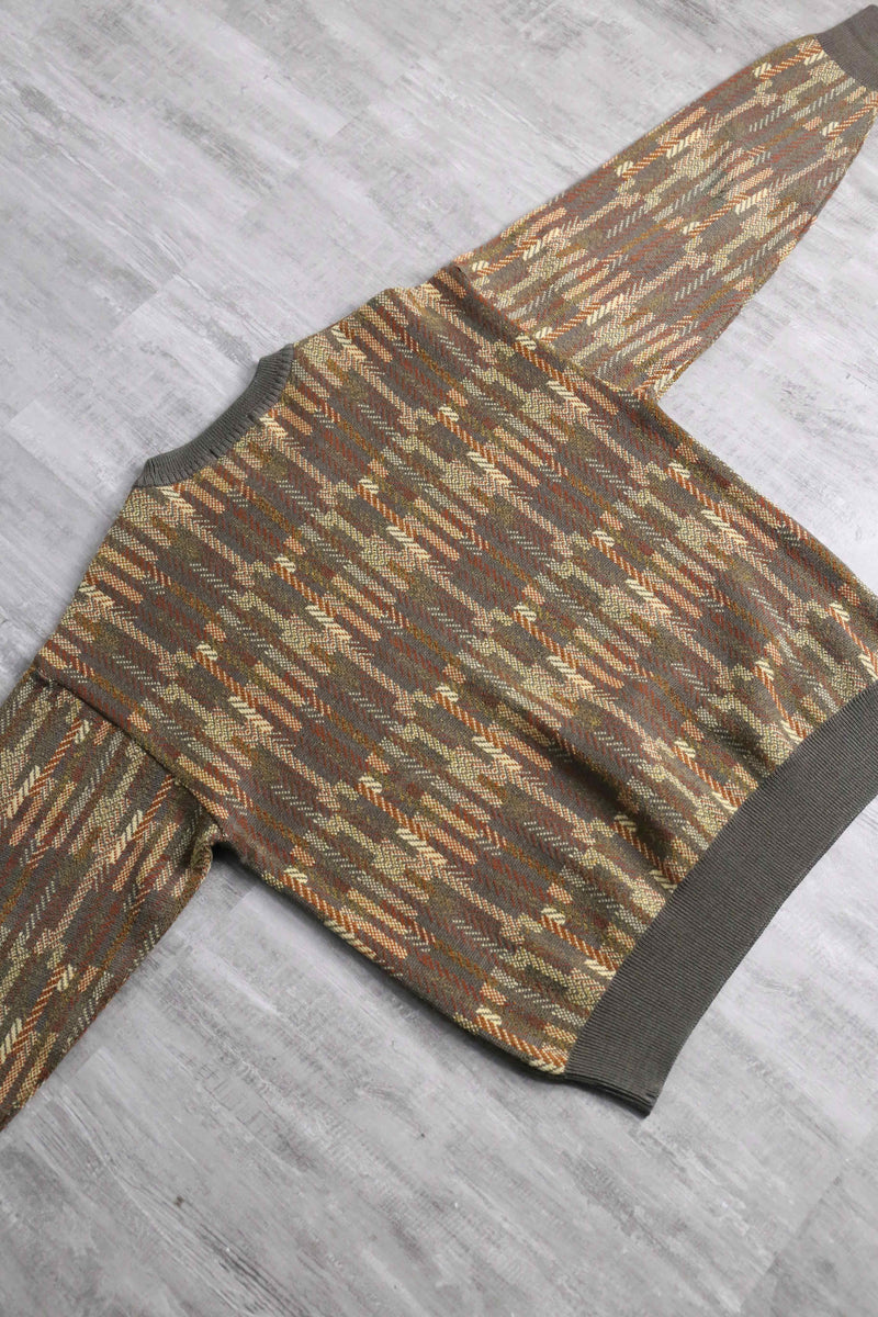 brown base geometry design knit