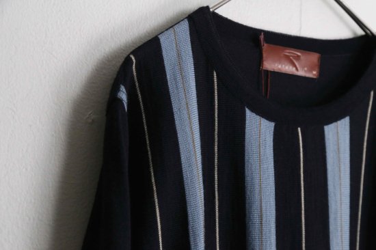 different thickness stripe design knit